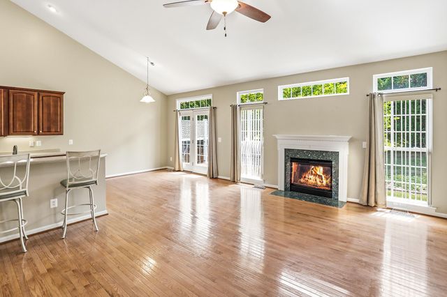 108 APRIL AVE, Stephens City, VA 22655