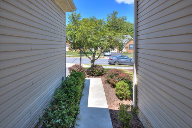 108 APRIL AVE, Stephens City, VA 22655