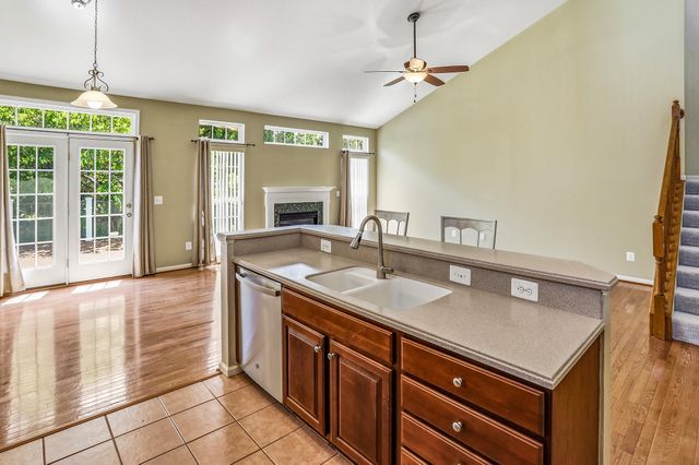 108 APRIL AVE, Stephens City, VA 22655