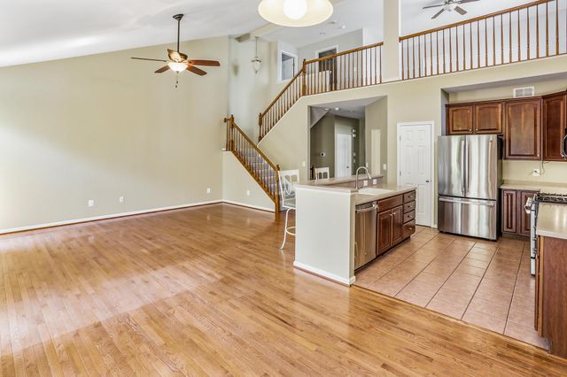 108 APRIL AVE, Stephens City, VA 22655