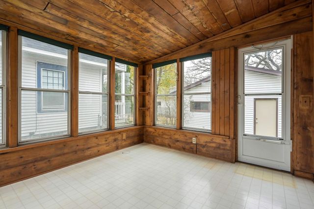 1764 Minnehaha Avenue W, Saint Paul, MN 55104