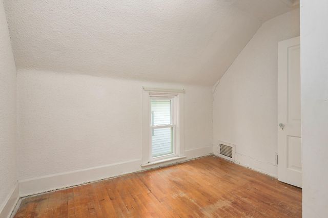 1764 Minnehaha Avenue W, Saint Paul, MN 55104