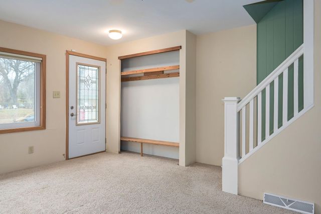 1764 Minnehaha Avenue W, Saint Paul, MN 55104