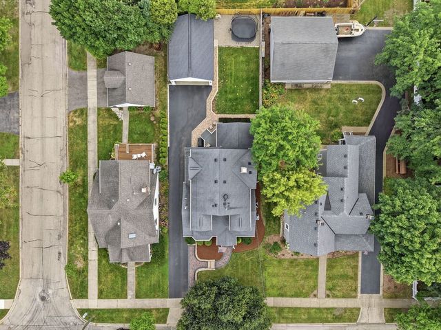 439 North Avenue, Barrington, IL 60010