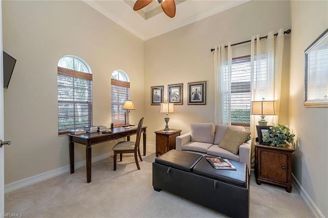 7812 Valencia CT, Naples, FL 34113