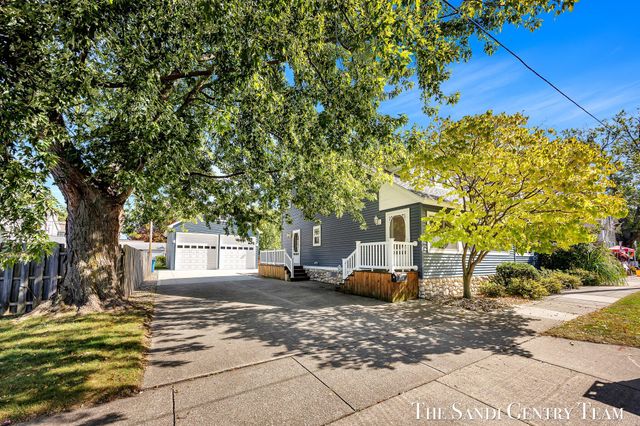 514 N 5th Street, Grand Haven City, MI 49417