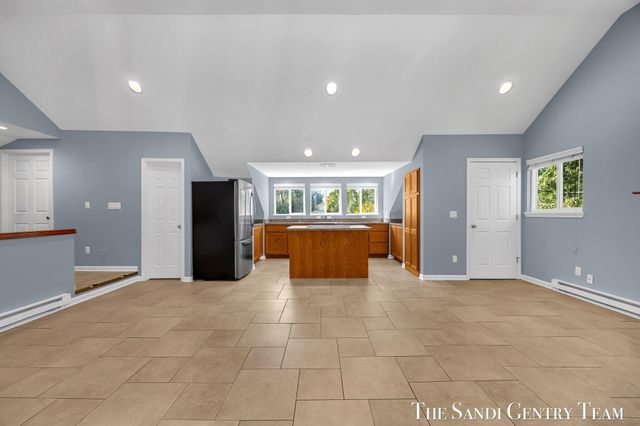 514 N 5th Street, Grand Haven City, MI 49417