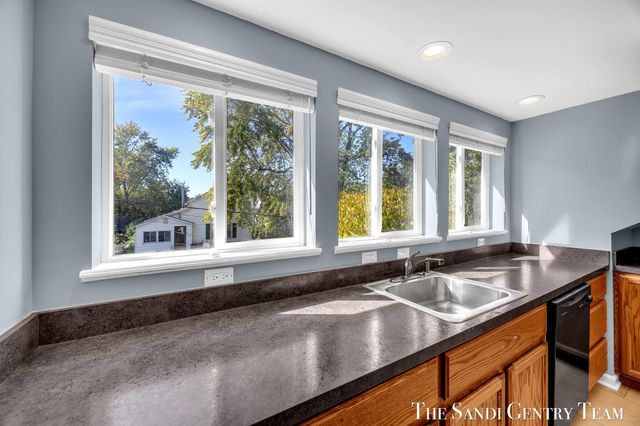 514 N 5th Street, Grand Haven City, MI 49417