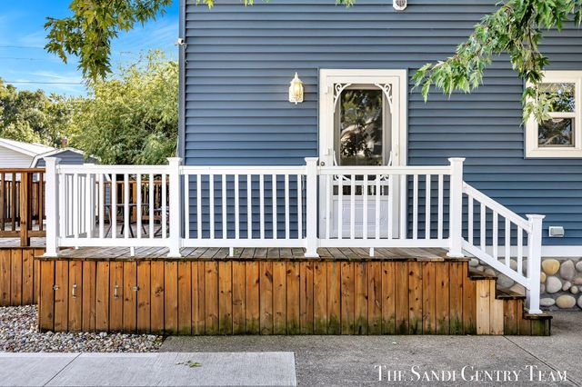 514 N 5th Street, Grand Haven City, MI 49417