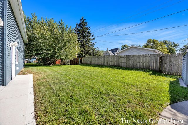 514 N 5th Street, Grand Haven City, MI 49417