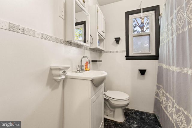 299 KELLER RD, Toms Brook, VA 22660