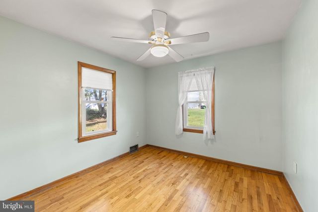 299 KELLER RD, Toms Brook, VA 22660