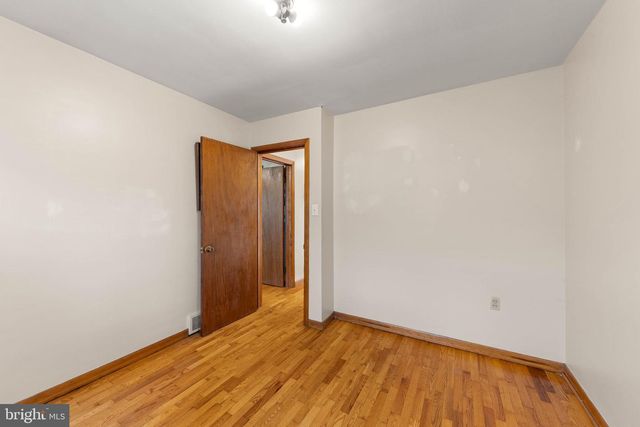 299 KELLER RD, Toms Brook, VA 22660