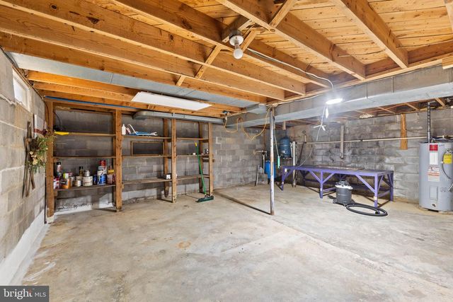 299 KELLER RD, Toms Brook, VA 22660