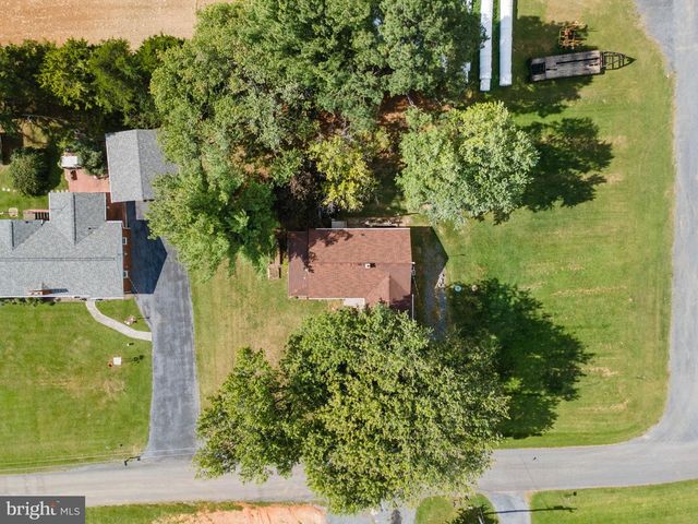 299 KELLER RD, Toms Brook, VA 22660