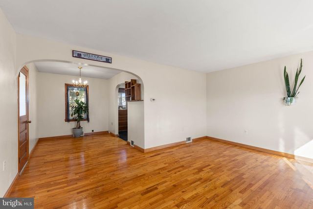 299 KELLER RD, Toms Brook, VA 22660