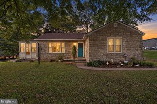 299 KELLER RD, Toms Brook, VA 22660