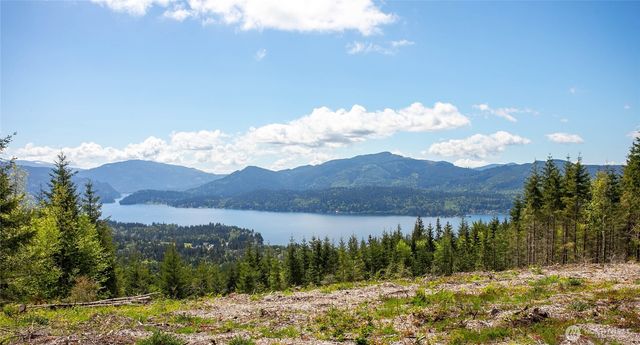 3722 Academy Highlands Drive, Bellingham, WA 98229