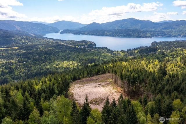 3722 Academy Highlands Drive, Bellingham, WA 98229