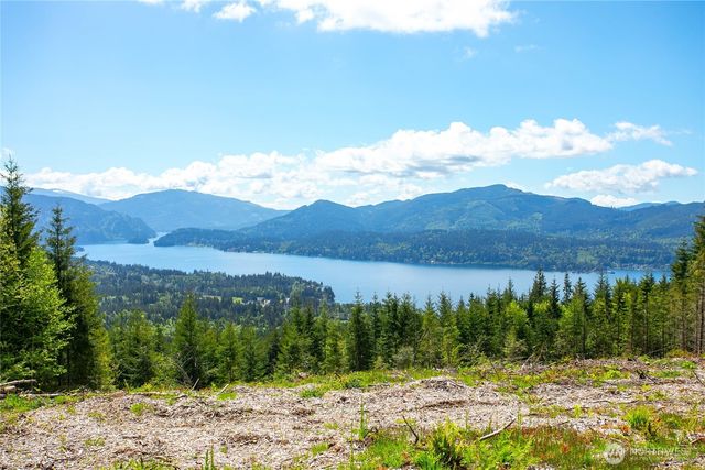 3722 Academy Highlands Drive, Bellingham, WA 98229