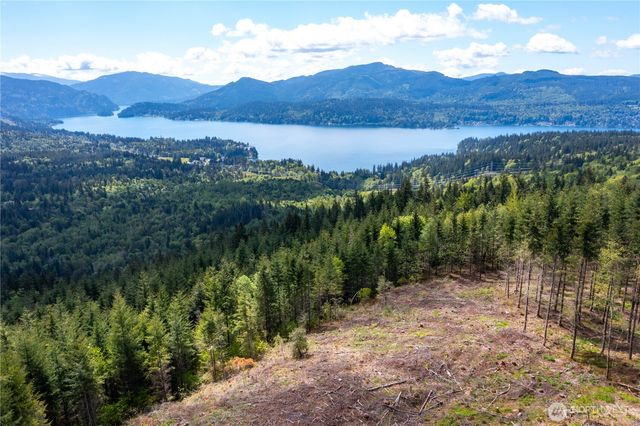 3722 Academy Highlands Drive, Bellingham, WA 98229