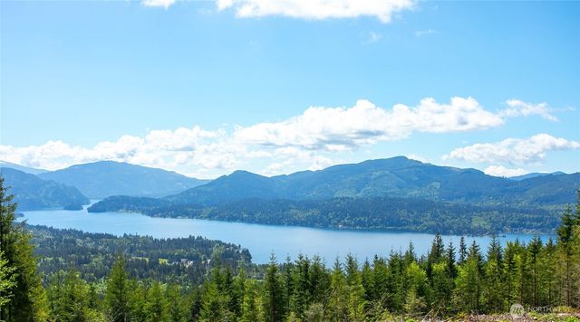 3722 Academy Highlands Drive, Bellingham, WA 98229