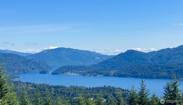 3722 Academy Highlands Drive, Bellingham, WA 98229