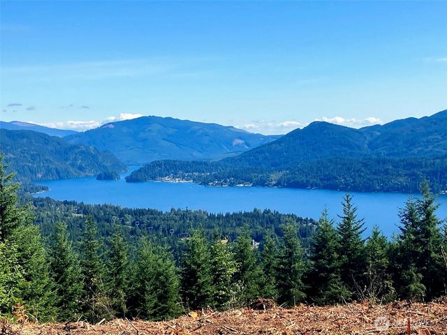 3722 Academy Highlands Drive, Bellingham, WA 98229