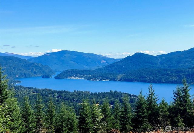 3722 Academy Highlands Drive, Bellingham, WA 98229