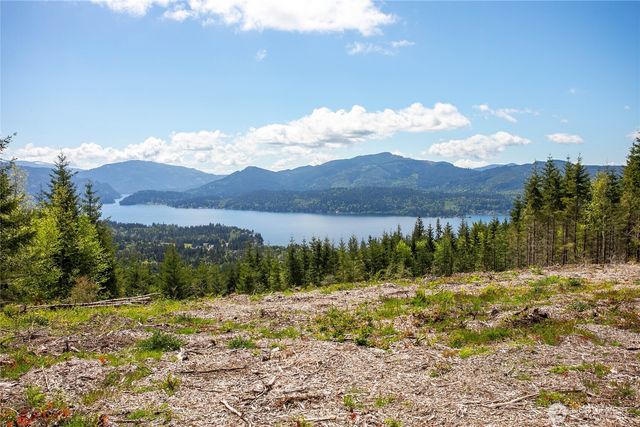 3722 Academy Highlands Drive, Bellingham, WA 98229