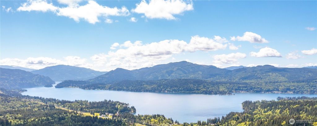 3722 Academy Highlands Drive, Bellingham, WA 98229