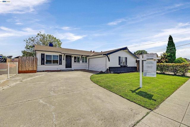 2320 Bermuda Ln, Hayward, CA 94545