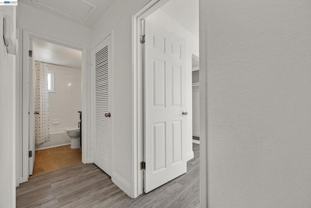 2320 Bermuda Ln, Hayward, CA 94545