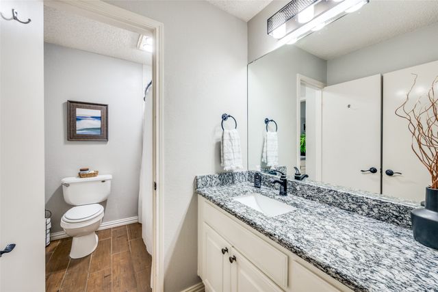 5004 Celtic Drive, Arlington, TX 76017