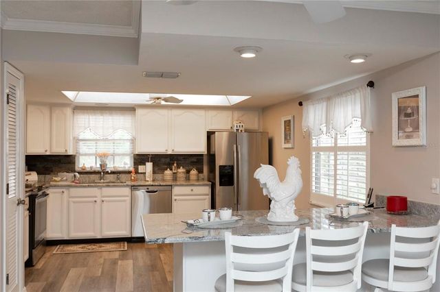 6043 WILDS DRIVE 2B, New Port Richey, FL 34653