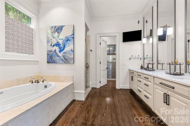 727 Colville Road, Charlotte, NC 28207