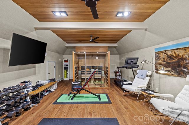 727 Colville Road, Charlotte, NC 28207