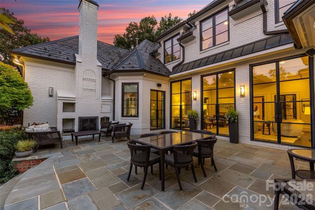 727 Colville Road, Charlotte, NC 28207