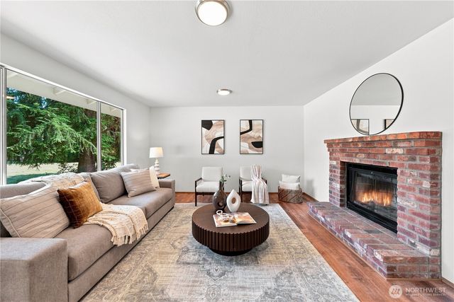 13714 217th Avenue SE, Issaquah, WA 98027