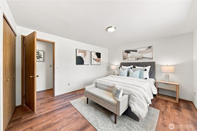 13714 217th Avenue SE, Issaquah, WA 98027