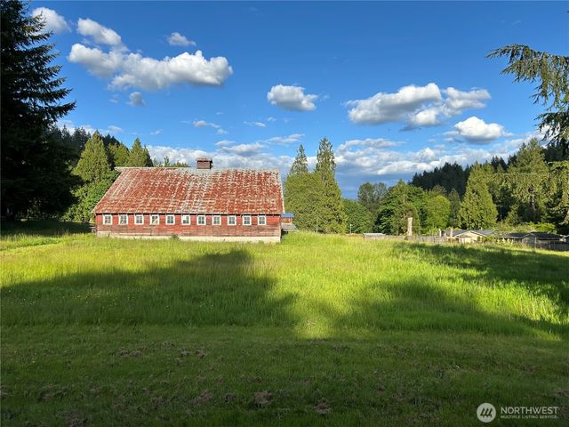 13714 217th Avenue SE, Issaquah, WA 98027