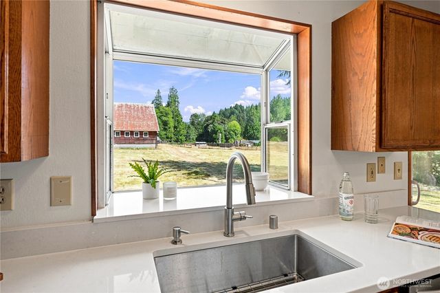 13714 217th Avenue SE, Issaquah, WA 98027