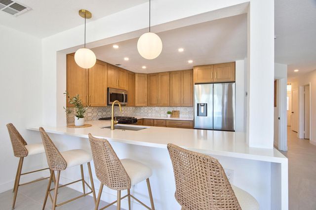 41690 Woodhaven Drive W, Palm Desert, CA 92211