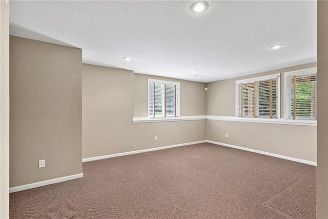 14128 S Summit Street, Olathe, KS 66062