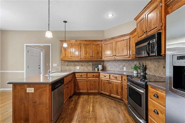 14128 S Summit Street, Olathe, KS 66062