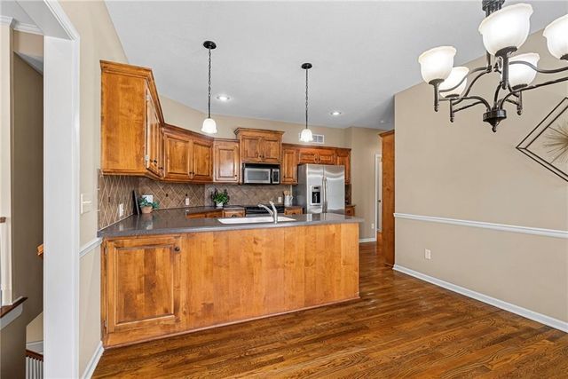 14128 S Summit Street, Olathe, KS 66062