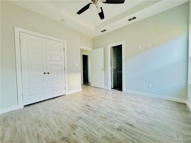 912 W Kohala Avenue, Alton, TX 78573