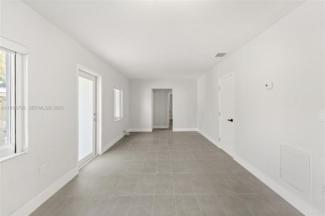 3500 SW 25th St Rear, Miami, FL 33133