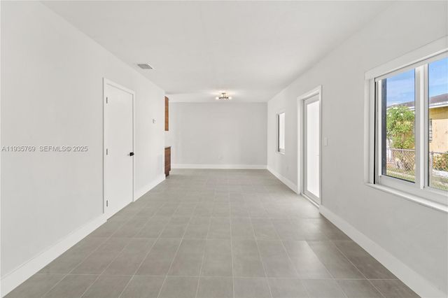 3500 SW 25th St Rear, Miami, FL 33133