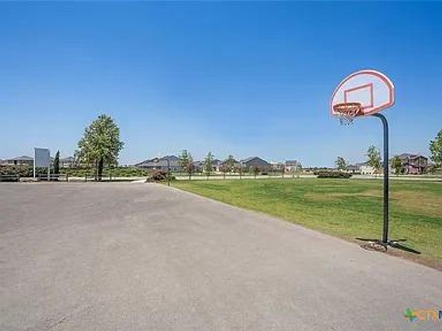 201 Fire Fox WAY, Jarrell, TX 76537